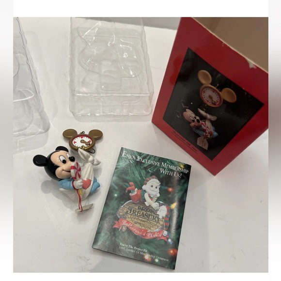 VINTAGE Mickey Mouse “Bundle of Joy” Enesco Treasury of Christmas Ornament 1990s - Picture 2 of 16
